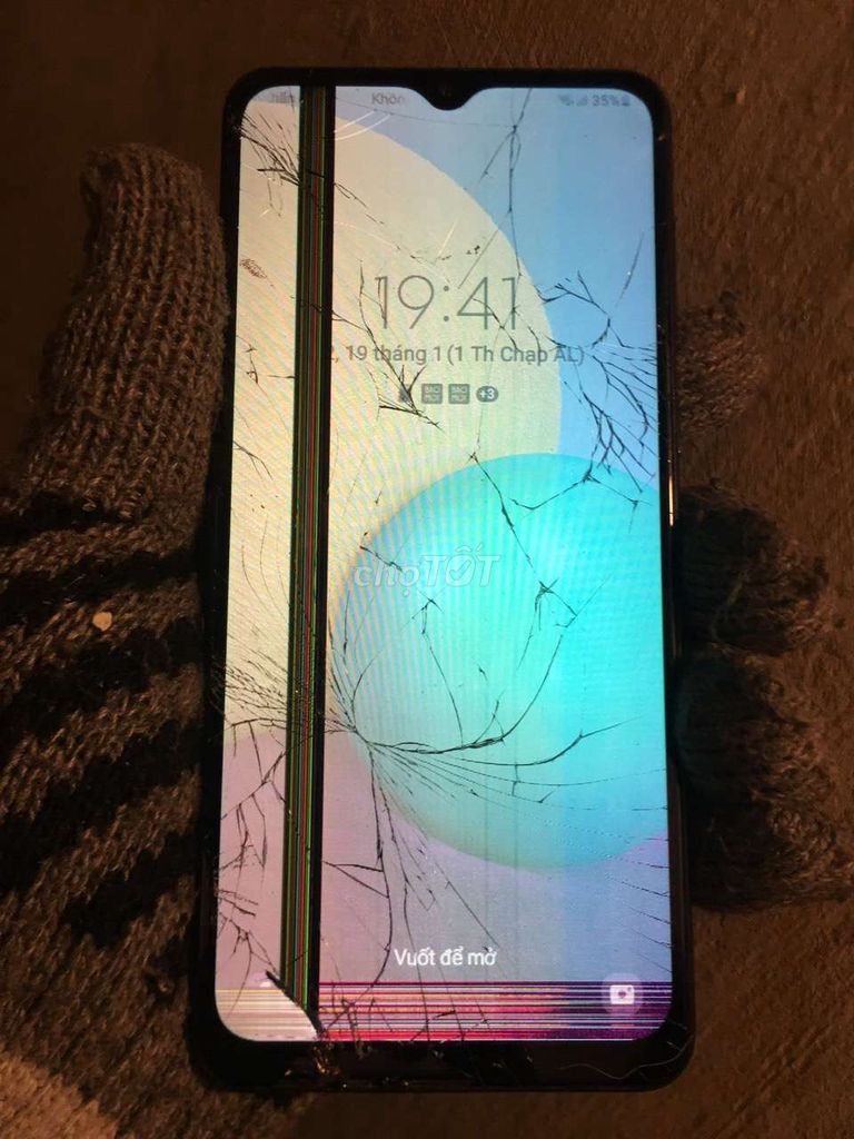 Samsung Đen Hỏng màn hình. Mua bán Điện thoại tại Quận Hai Bà Trưng Hà Nội được đăng bởi Dung Hoang trung hình 1