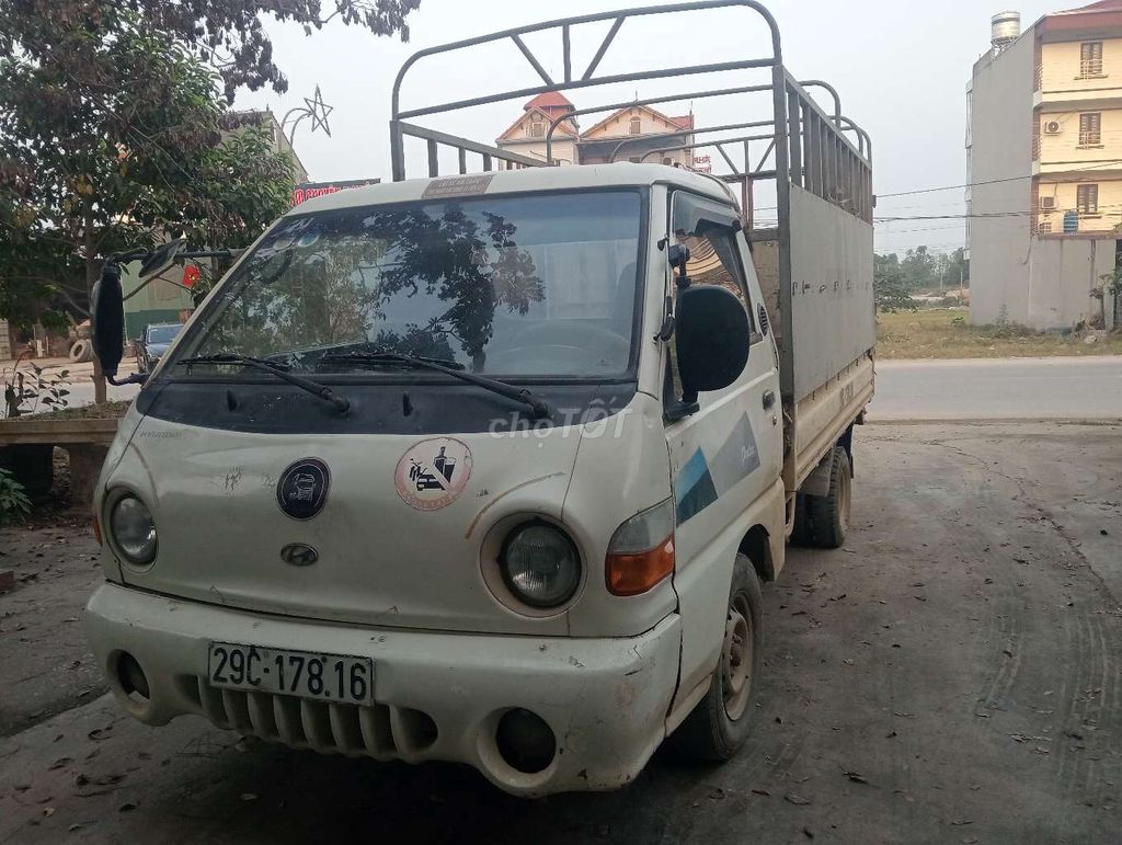 Hyundai Porter 2000 1 tấn. Mua bán Xe tải, xe ben tại Huyện Chương Mỹ Hà Nội được đăng bởi Nguyễn Hữu tư  hình 2