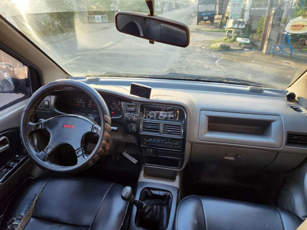 Isuzu Hi.Lander 2004 Số sàn Đen. Mua bán Ô tô tại Huyện Chợ Gạo Tiền Giang được đăng bởi Trần Huỳnh ÔtÔ cũ Tiền Giang hình 10