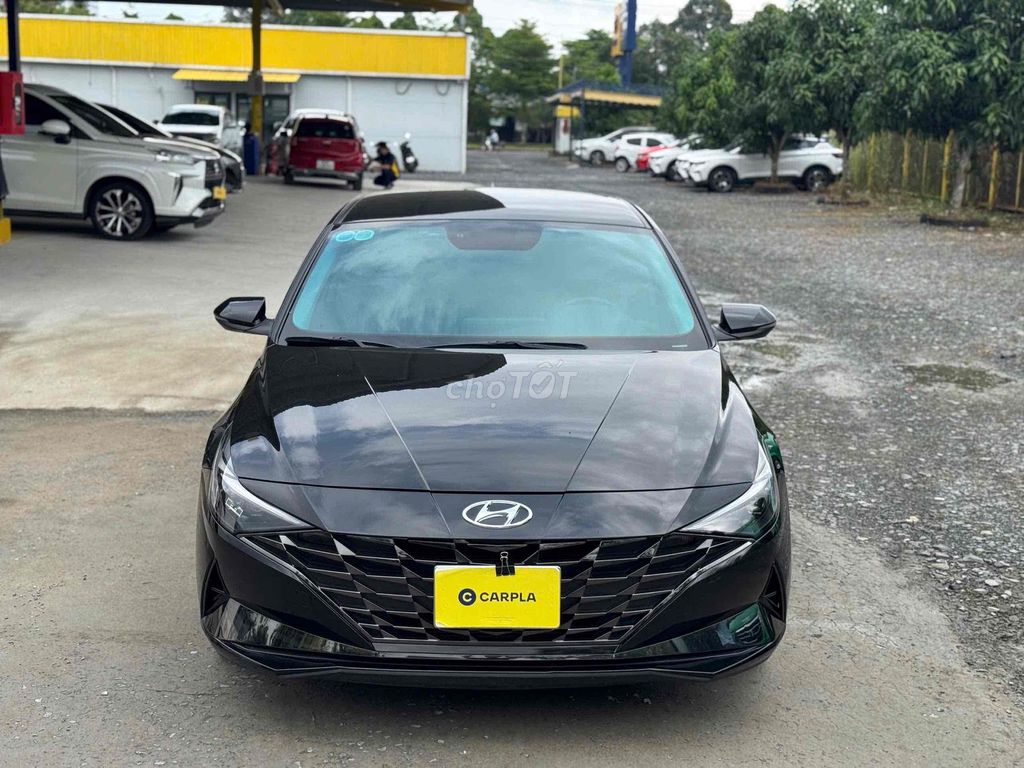 Hyundai Elantra 2023 1.6 AT Đặc biệt - 42000 km. Mua bán Ô tô tại Quận Cái Răng Cần Thơ được đăng bởi Hồng Ngọc Carpla Chuyên mua bán Ô tô qua sử dụng hình 2