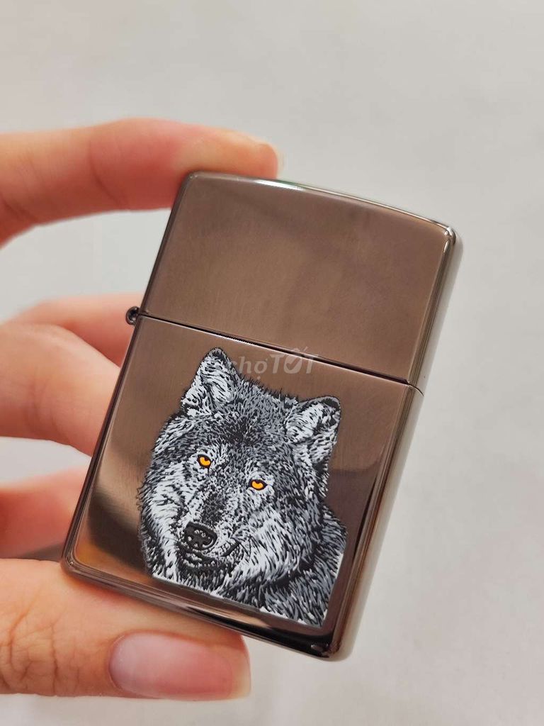 Zippo sói new 2004 0 tử