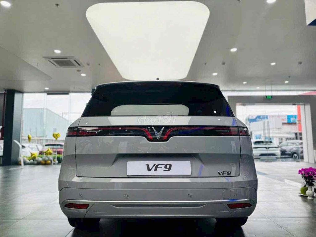 VF9 ĐỔI XĂNG QUA ĐIỆN TẶNG 100TR-BAO NỢ XẤU 100%. Mua bán Ô tô tại Quận Gò Vấp Tp Hồ Chí Minh được đăng bởi Kỳ hình 4