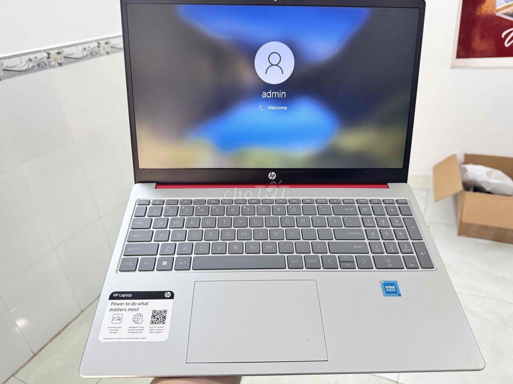 HP laptop 15s cực kỳ keng pin còn ngon chán