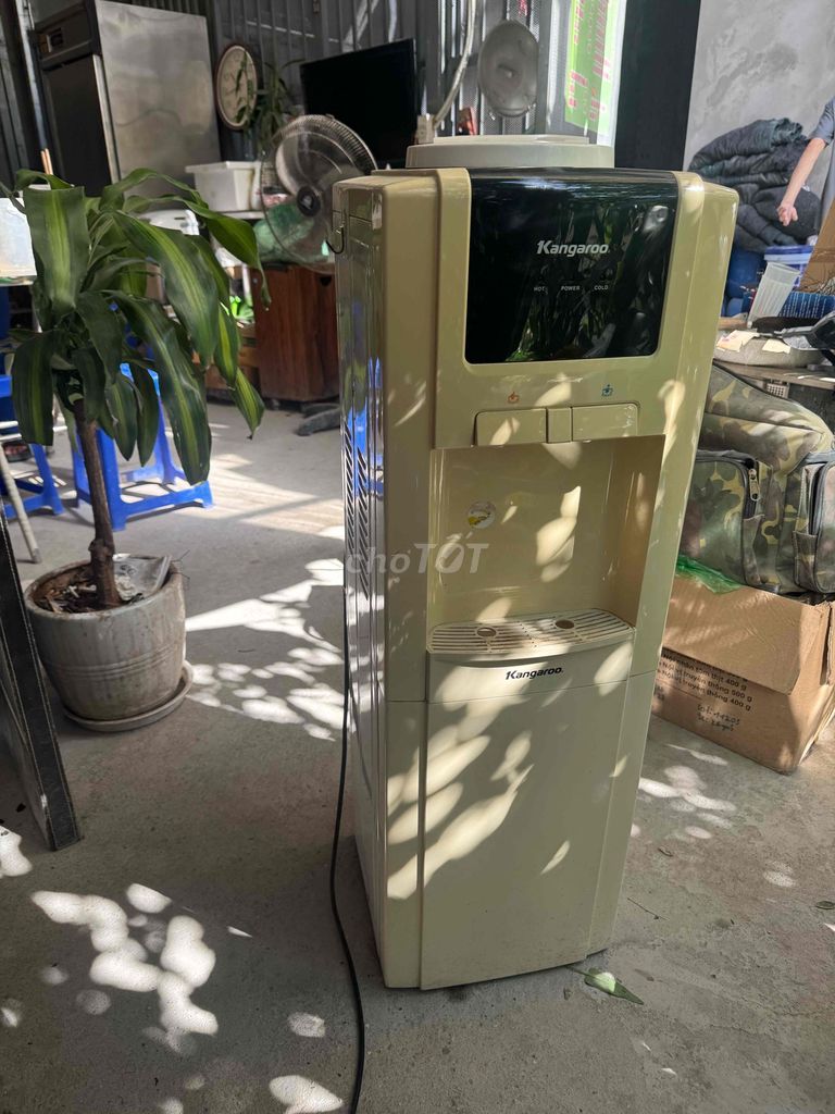 Cây nước nóng lạnh Kangaroo Kem. Mua bán Nội thất, đồ gia dụng khác tại Quận Long Biên Hà Nội được đăng bởi hoan hình 1