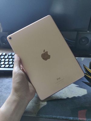 iPad Pro 9.7 inch ( 2016 ) Nguyên Zin. Mua bán Máy tính bảng tại Quận 5 Tp Hồ Chí Minh được đăng bởi QN STORE 247