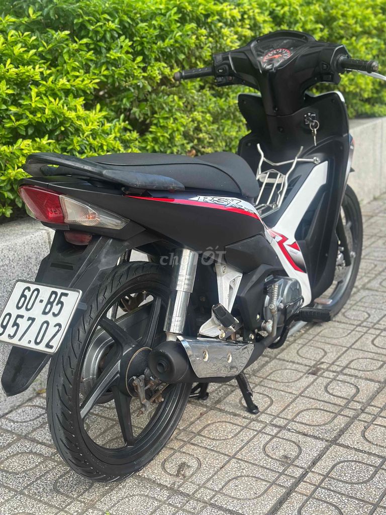 Honda Wave RSX 110 Fi 2019 Đen trắng đỏ ngay chủ. Mua bán Xe máy tại Thành phố Thủ Đức Tp Hồ Chí Minh được đăng bởi Xe Máy Sơn Thủ Đức hình 7