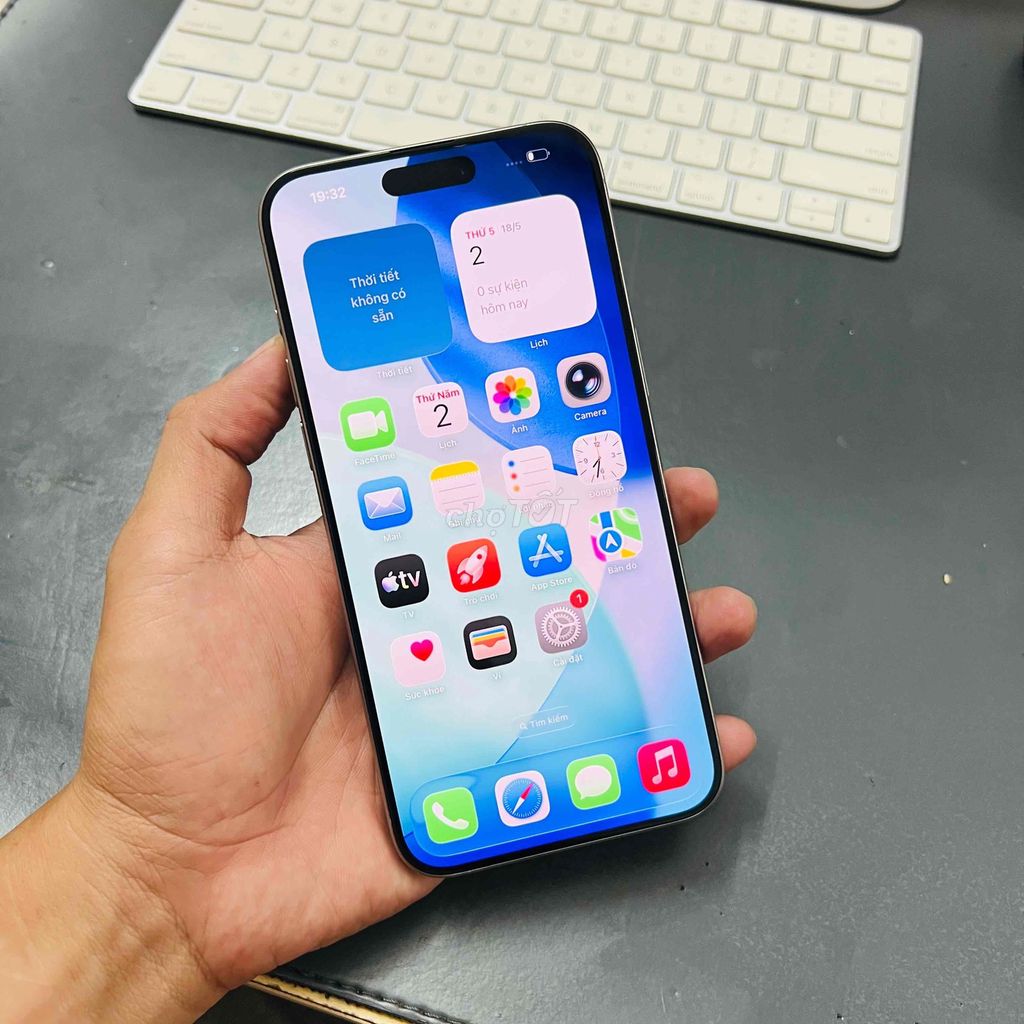 Apple iPhone 15 Pro Max 256GB Titan like new pin94. Mua bán Điện thoại tại Quận Ninh Kiều Cần Thơ được đăng bởi Trường Mobile hình 1