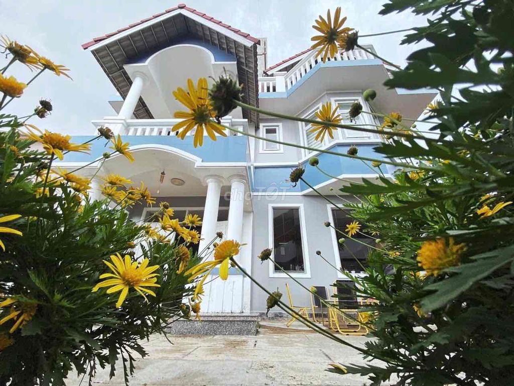 Sang homestay sân vườn gần hồ Xuân Hương, đường Sương Nguyệt Ánh