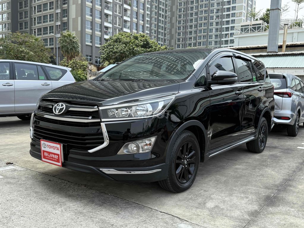 Toyota Innova 2.0G 2018 Bản Đặc Biệt Venturer -STD