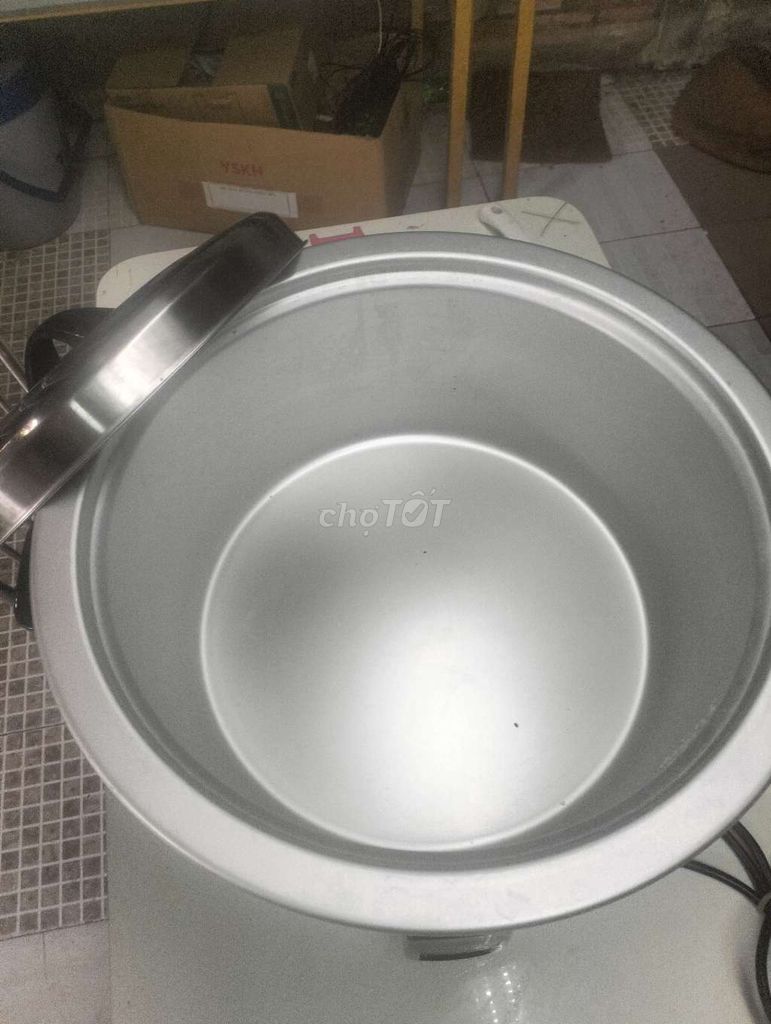 Nồi cơm điện Sharp 7.8 lít Đã qua sử dụng. Mua bán Bếp, lò, đồ điện nhà bếp tại Quận Cái Răng Cần Thơ được đăng bởi Phúc  hình 1