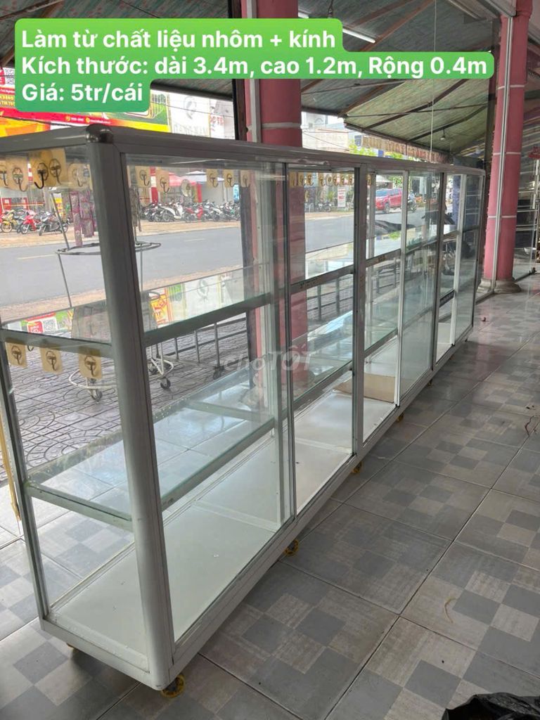 Tủ trưng bày Nhôm Kính 3.4m. Mua bán Tủ, kệ gia đình tại Thành phố Vị Thanh Hậu Giang được đăng bởi Phương hình 1