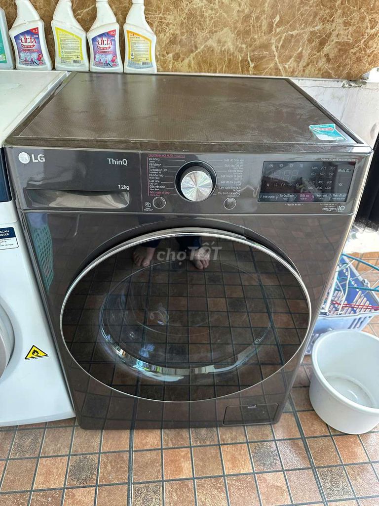 Thanh lý nhanh Máy giặt LG AI 12kg cửa trước. Mua bán Máy giặt tại Quận Long Biên Hà Nội được đăng bởi Mr Hùng hình 1
