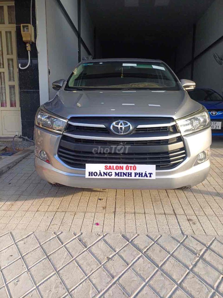 Toyota Innova 2018 2.0E, số sàn.