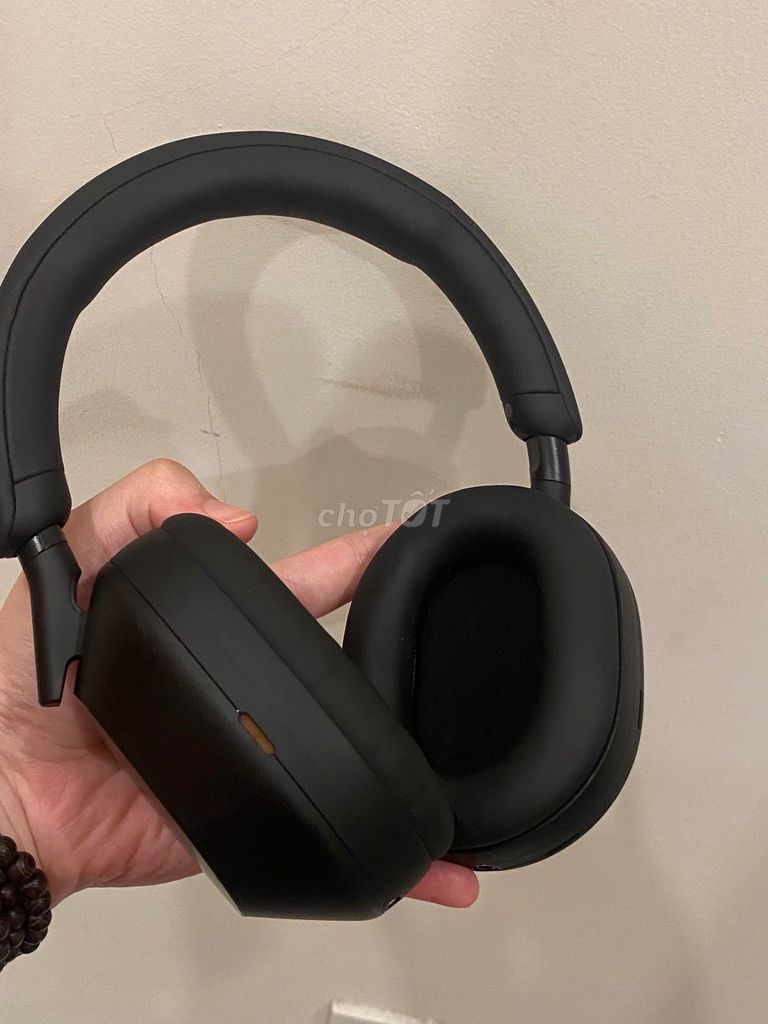 Tai nghe Sony WH-1000XM5 Đen. Mua bán Tivi, Âm thanh tại Quận 10 Tp Hồ Chí Minh được đăng bởi Lê Nhi  hình 1