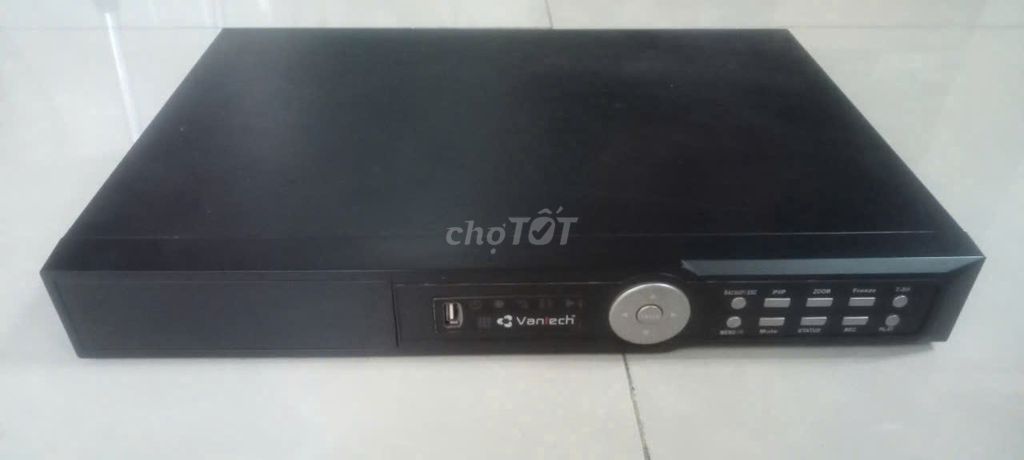 Đầu ghi Vantech VT-8100E 8 cổng+HDD 1T+4 camera