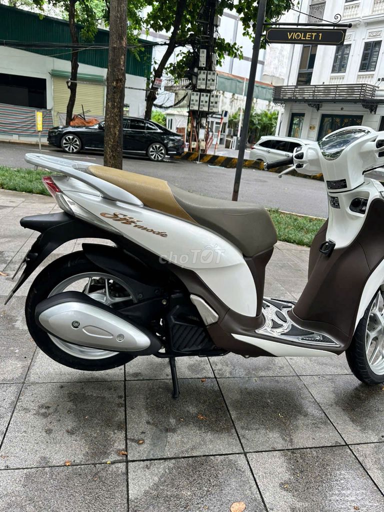 Honda SH mode 2019. Mua bán Xe máy tại Quận Đống Đa Hà Nội được đăng bởi XE MÁY VUI THU hình 2