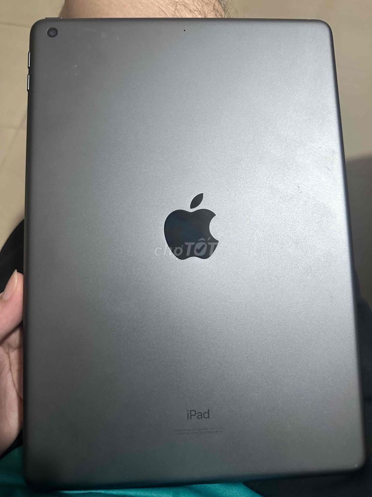 Cần bán Ipad Gen 9 64G Wifi. Mua bán Máy tính bảng tại Quận Liên Chiểu Đà Nẵng được đăng bởi Duy hình 1