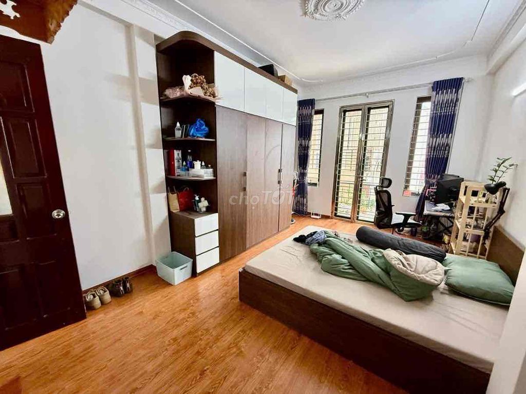 BÁN NHÀ ĐỘI CẤN - NGÕ THÔNG - KHU VỰC TRUNG TÂM - MỚI ĐẸP. Mua bán nhà ở tại Quận Ba Đình Hà Nội được đăng bởi Nguyễn Hiền Land hình 4