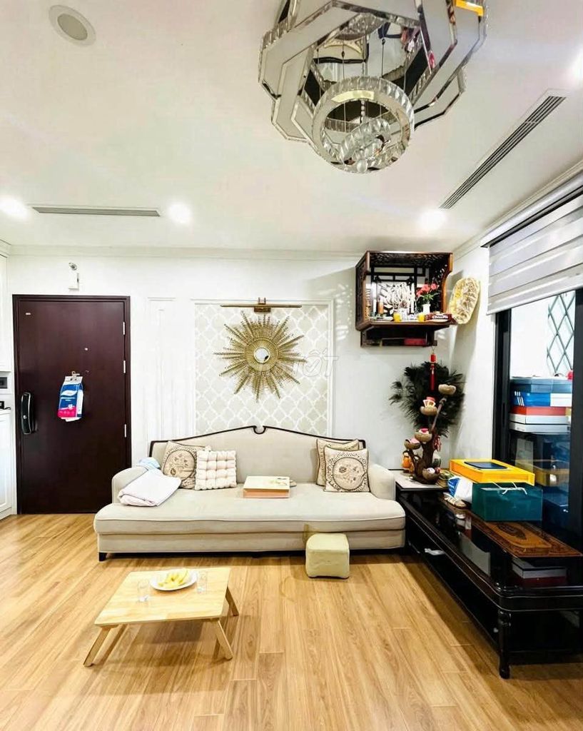 Bán chung cư Hoàng Cầu, Đống Đa, 65m2 hơn 5 tỷ