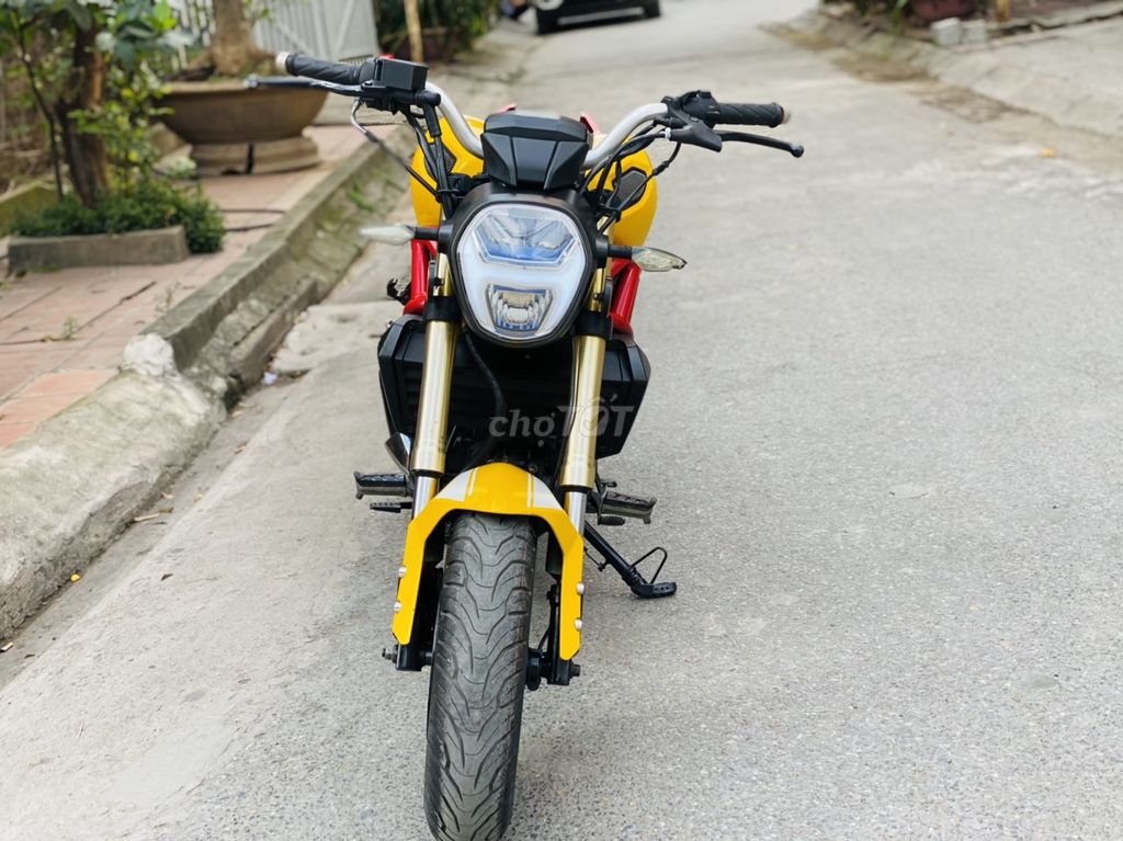 DUCATI MINI 110 VÀNG ĐEN NGUYÊN BẢN ÍT DUNGF. Mua bán Xe máy tại Quận Nam Từ Liêm Hà Nội được đăng bởi MAI HÒA hình 4