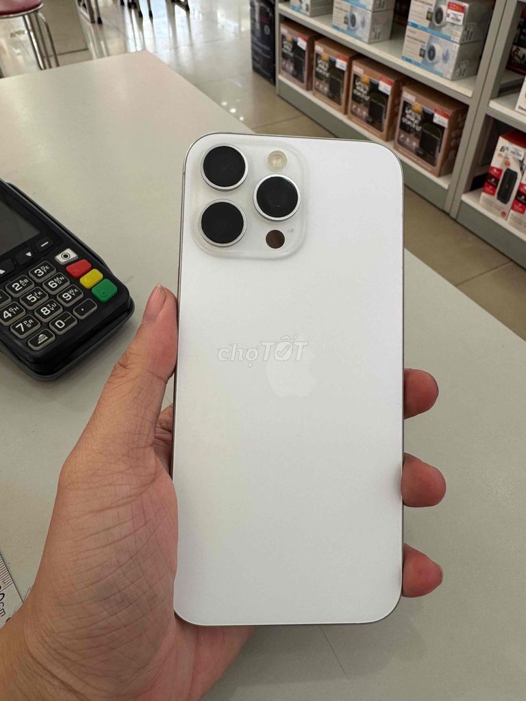 Apple iPhone 16 Pro Max 256GB Trắng. Mua bán Điện thoại tại Quận Liên Chiểu Đà Nẵng được đăng bởi Huy NHH hình 1