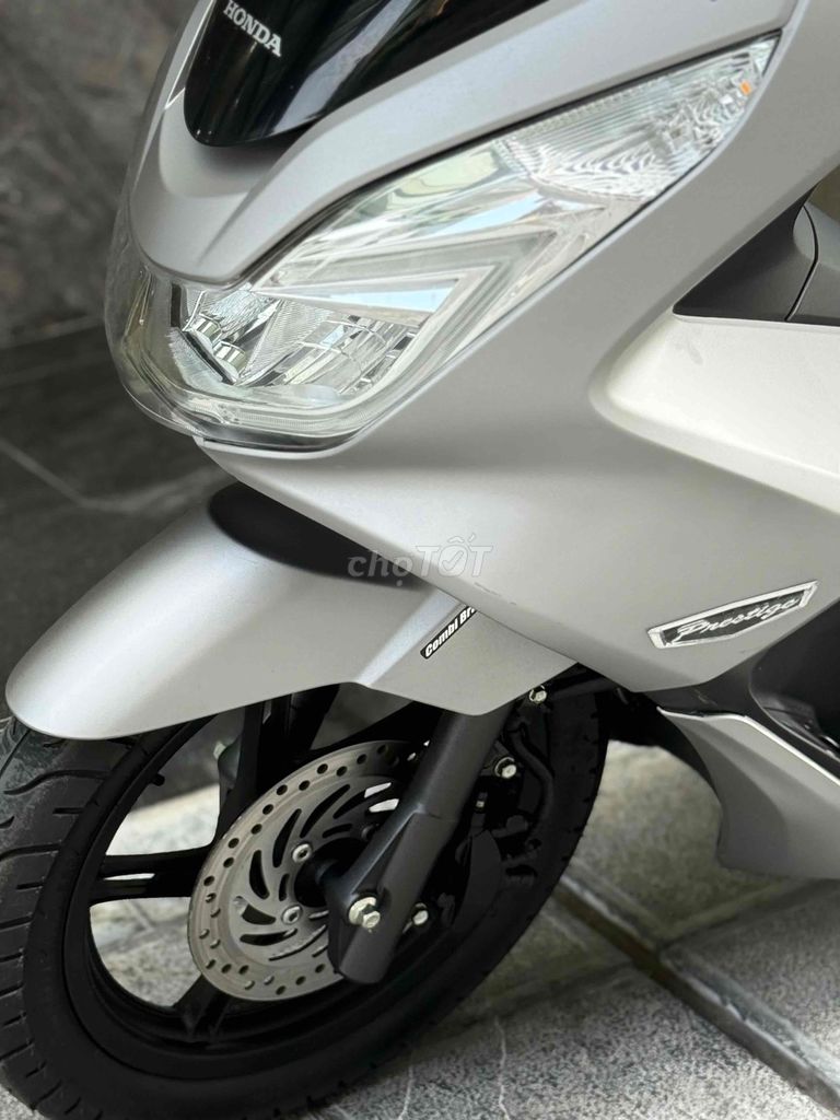 Pcx đèn led Bạc Nhám cực đẹp biển yêu 29E. Mua bán Xe máy tại Quận Ba Đình Hà Nội được đăng bởi Xe Máy Nam Thi hình 6