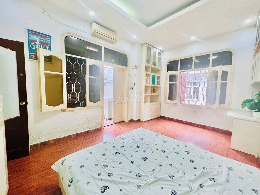 Номер в хостеле Dong Da, 1 спальня, полностью меблированный, парковка