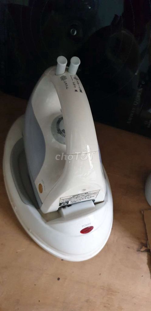 Bàn ủi không dây hơi nước Panasonic Nhật Bản. Mua bán Nội thất, đồ gia dụng khác tại Quận 6 Tp Hồ Chí Minh được đăng bởi LT Japan hình 1