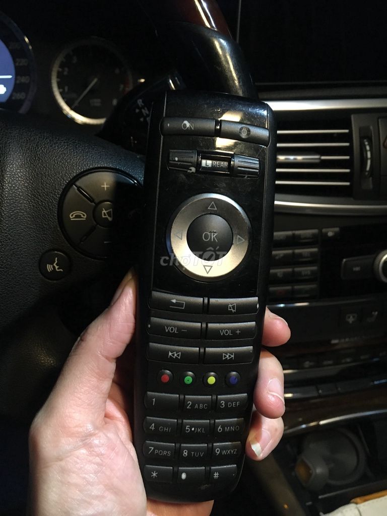 Mercedes-Benz E300 2009 Nâu. Mua bán Ô tô tại Quận Cầu Giấy Hà Nội được đăng bởi le Quoc Hoan hình 6