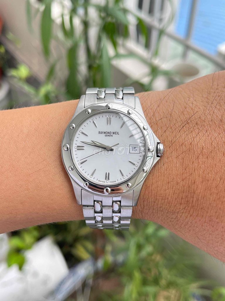 Đồng hồ Raymond weil máy pin thuỵ sĩ. Mua bán Đồng hồ tại Huyện An Dương Hải Phòng được đăng bởi hùng hình 1
