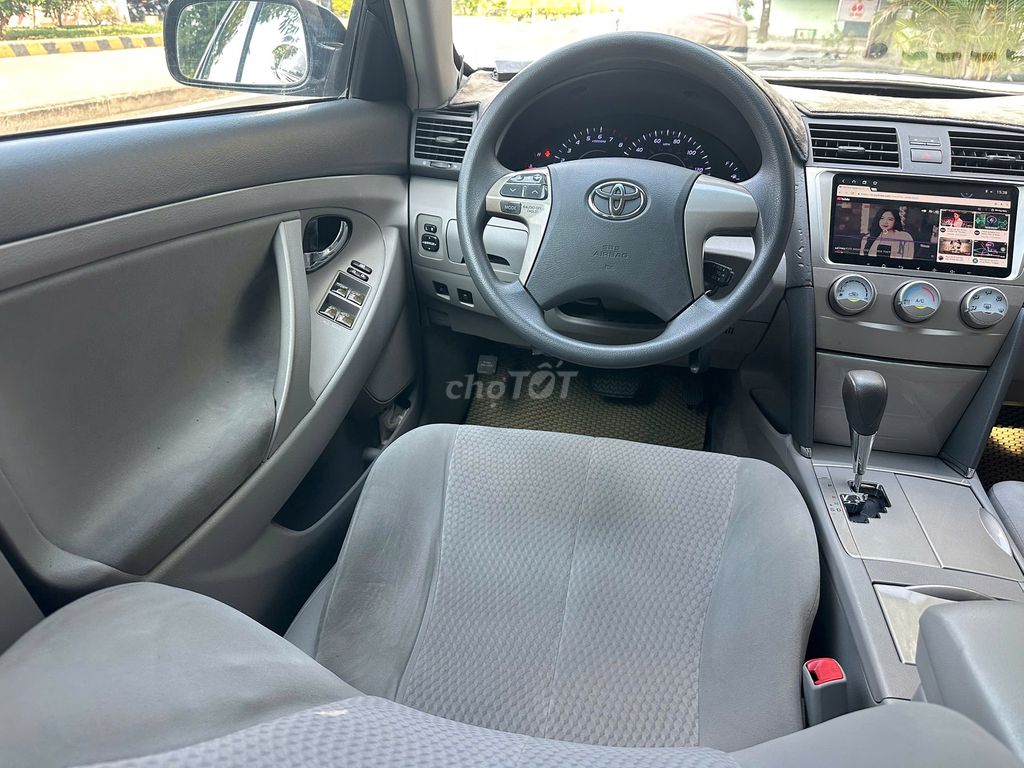 Toyota Camry 2010 LE 2.5 - 126000 km