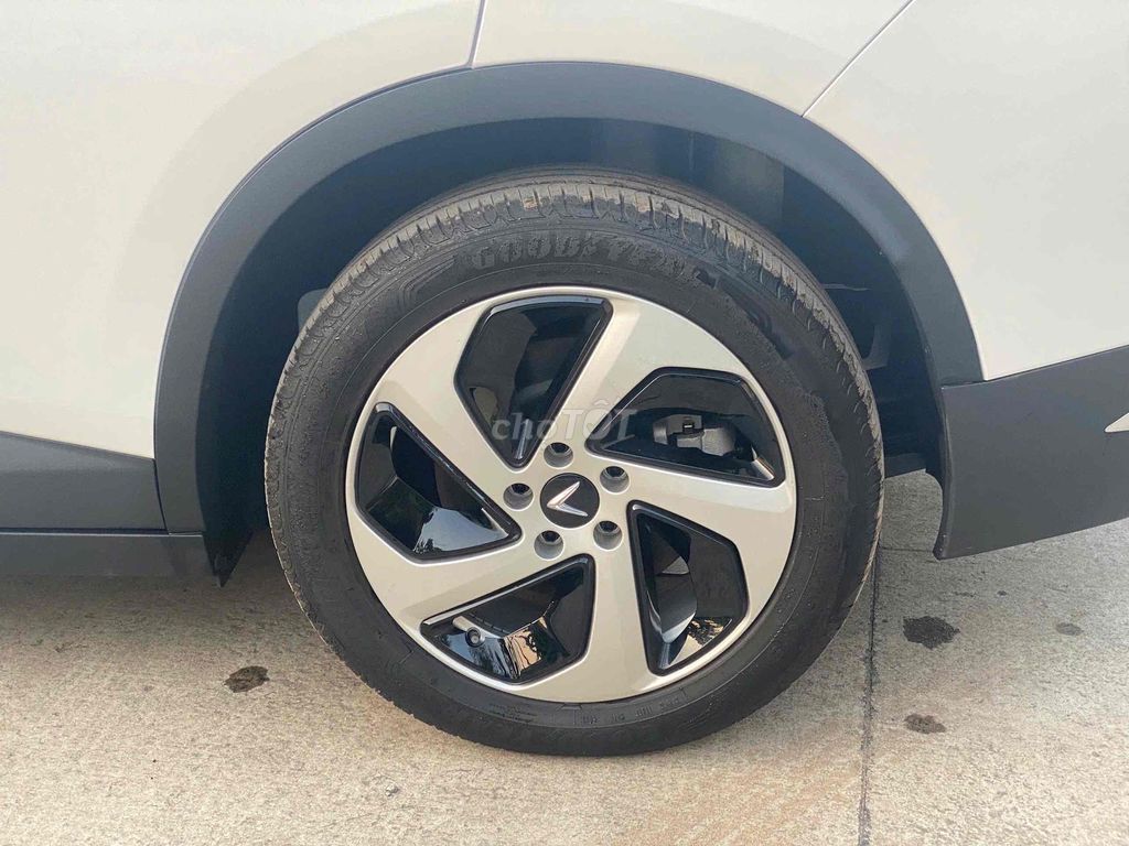 VinFast VF8S 2024 - Siêu lướt 26 km - giá chỉ 7xx. Mua bán Ô tô tại Quận 12 Tp Hồ Chí Minh được đăng bởi GF AN SƯƠNG hình 13