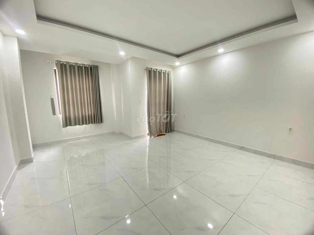 Nguyên sàn khu Cityland chỉ 11tr/th