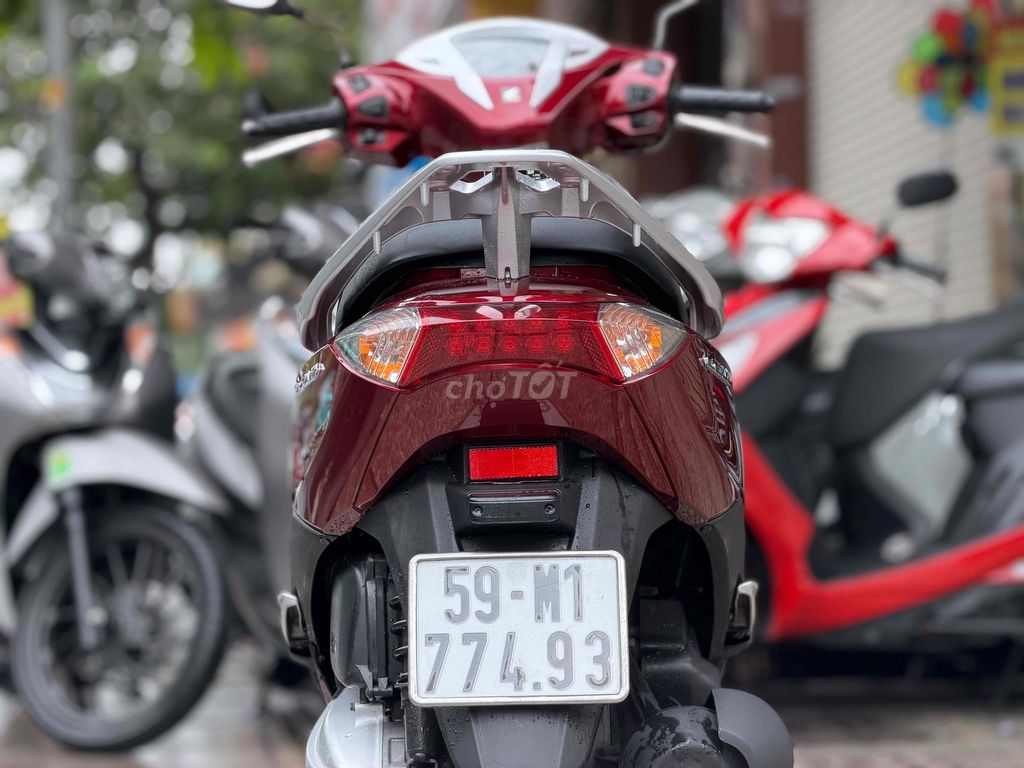 lead 2015 đỏ bstp 9 chủ ra bs mới  xe đẹp ko trầy. Mua bán Xe máy tại Quận Tân Phú Tp Hồ Chí Minh được đăng bởi   Toàn Giàu  hình 3