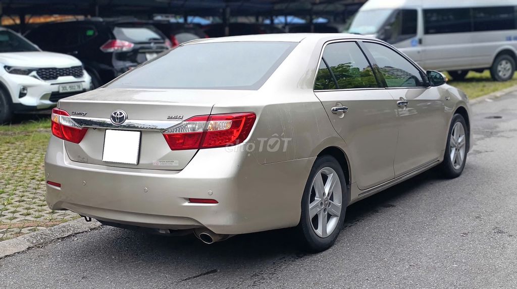 Toyota Camry 2014 2.5Q - 100000 km. Mua bán Ô tô tại Quận Cầu Giấy Hà Nội được đăng bởi Đồng Thư  hình 6