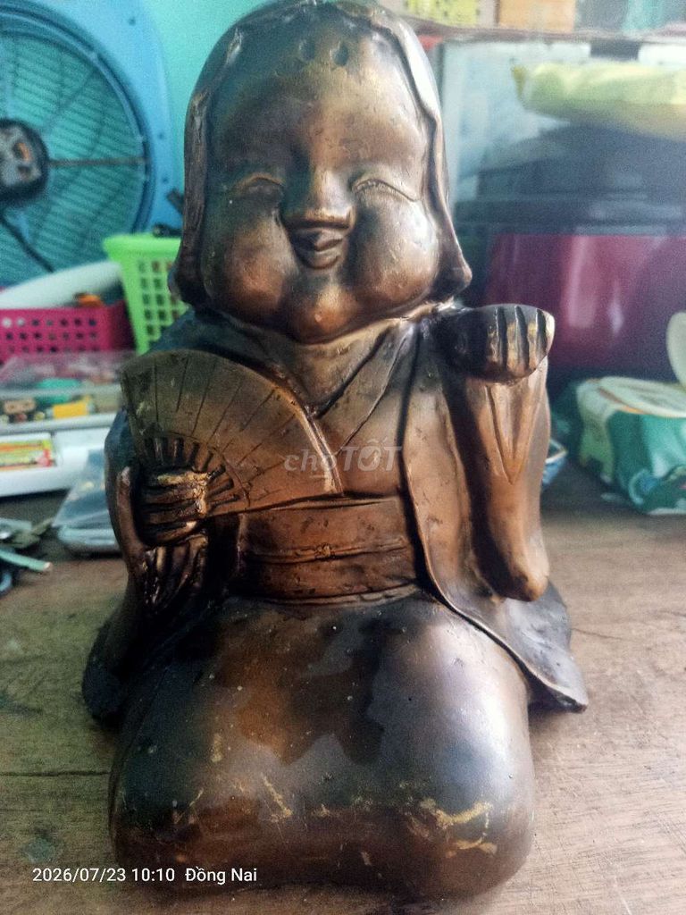 Tượng Okimono đá thiên nhiên mạ đồng đã dán lại. Mua bán Đồ sưu tầm, đồ cổ tại Huyện Long Thành Đồng Nai được đăng bởi Vũ Đoàn  hình 1