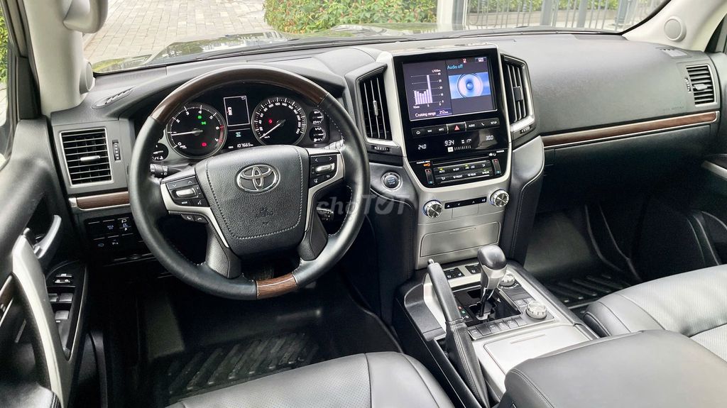 Bán LAND CRUISER V8 4.6. Mua bán Ô tô tại Quận Bắc Từ Liêm Hà Nội được đăng bởi Trần Tường hình 11