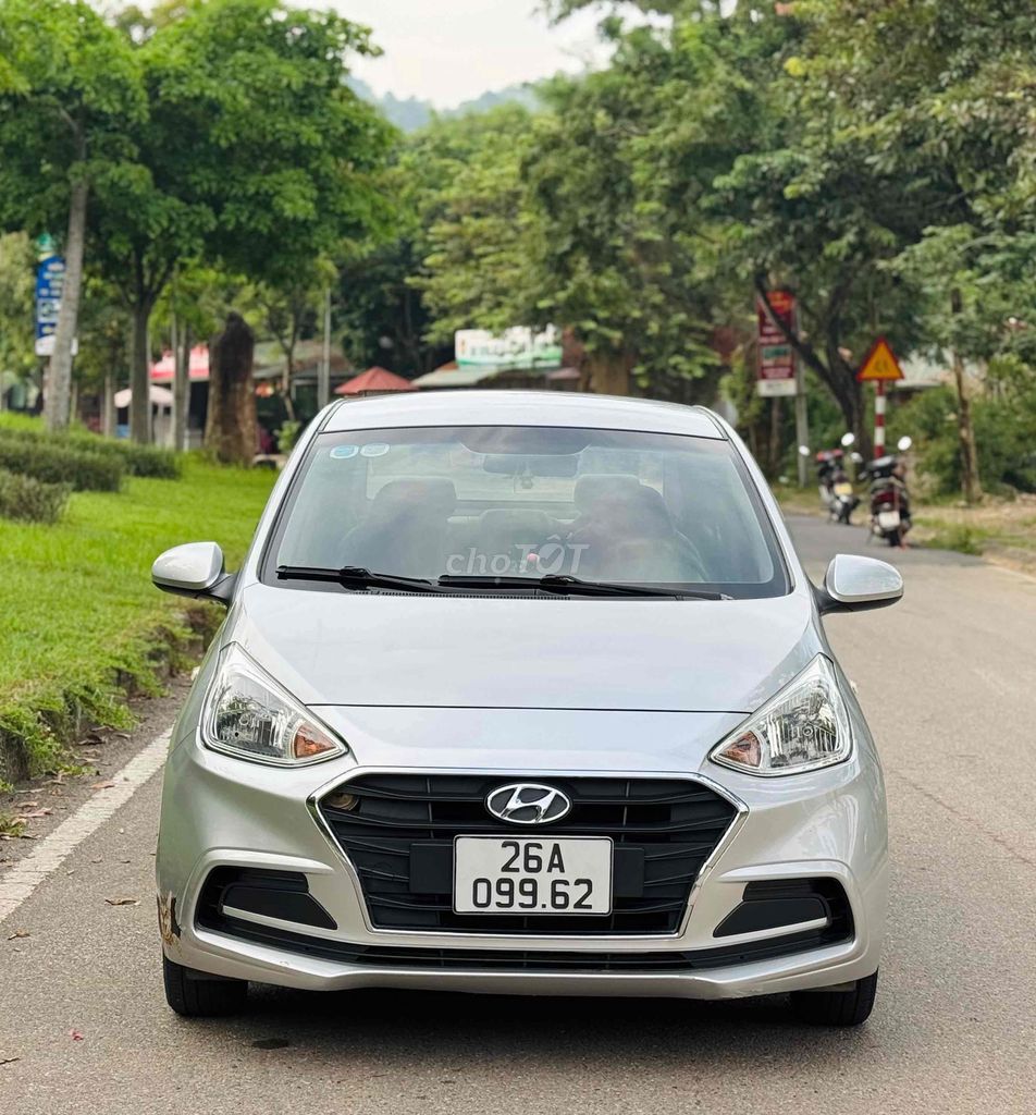 Hyundai Grand i10 2020 Grand 1.2 MT Base - 130000. Mua bán Ô tô tại Huyện Sóc Sơn Hà Nội được đăng bởi Anh Chiến hình 1