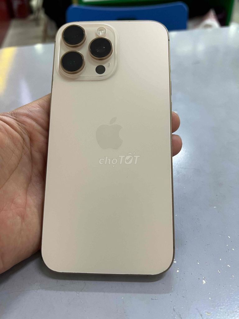 Apple iPhone 16 Pro Max Vàng 99%. Mua bán Điện thoại tại Quận 12 Tp Hồ Chí Minh được đăng bởi Lê Toàn hình 1