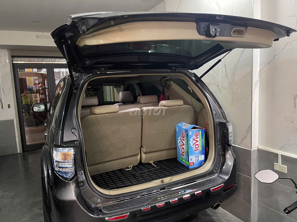 Toyota Fortuner 2012 Đẹp không đối thủ XUẤT SẮC. Mua bán Ô tô tại Quận Thanh Xuân Hà Nội được đăng bởi Vạn Phát  Auto hình 12