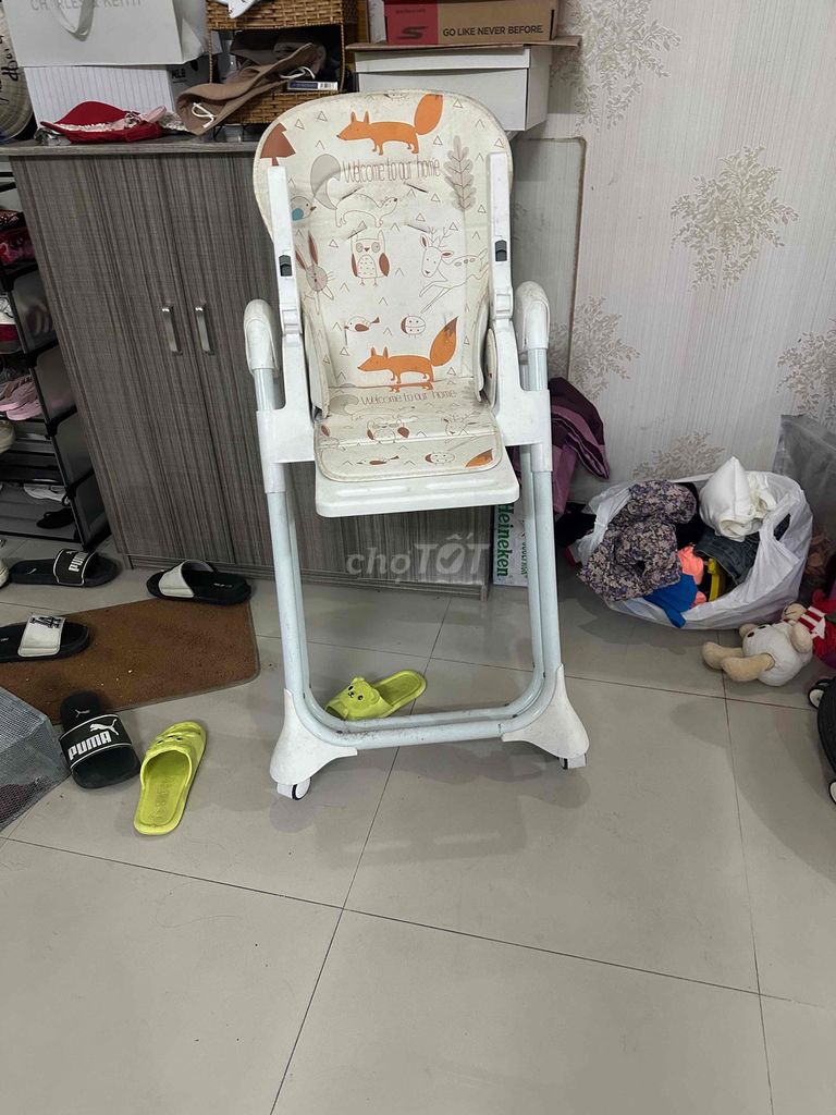 Ghế ăn dặm nhựa Trắng, Nâu cho bé. Mua bán Mẹ và bé tại Quận Sơn Trà Đà Nẵng được đăng bởi Tường Vy hình 1