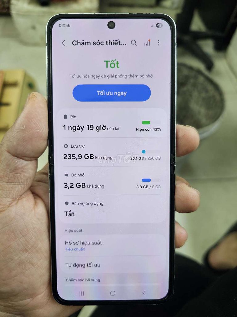 Samsung Z Flip 5 8GB/256GB 1 SIM vật lý, 1 eSIM. Mua bán Điện thoại tại Quận Thanh Xuân Hà Nội được đăng bởi Đường đời đưa đẩy đi đủ đường hình 1