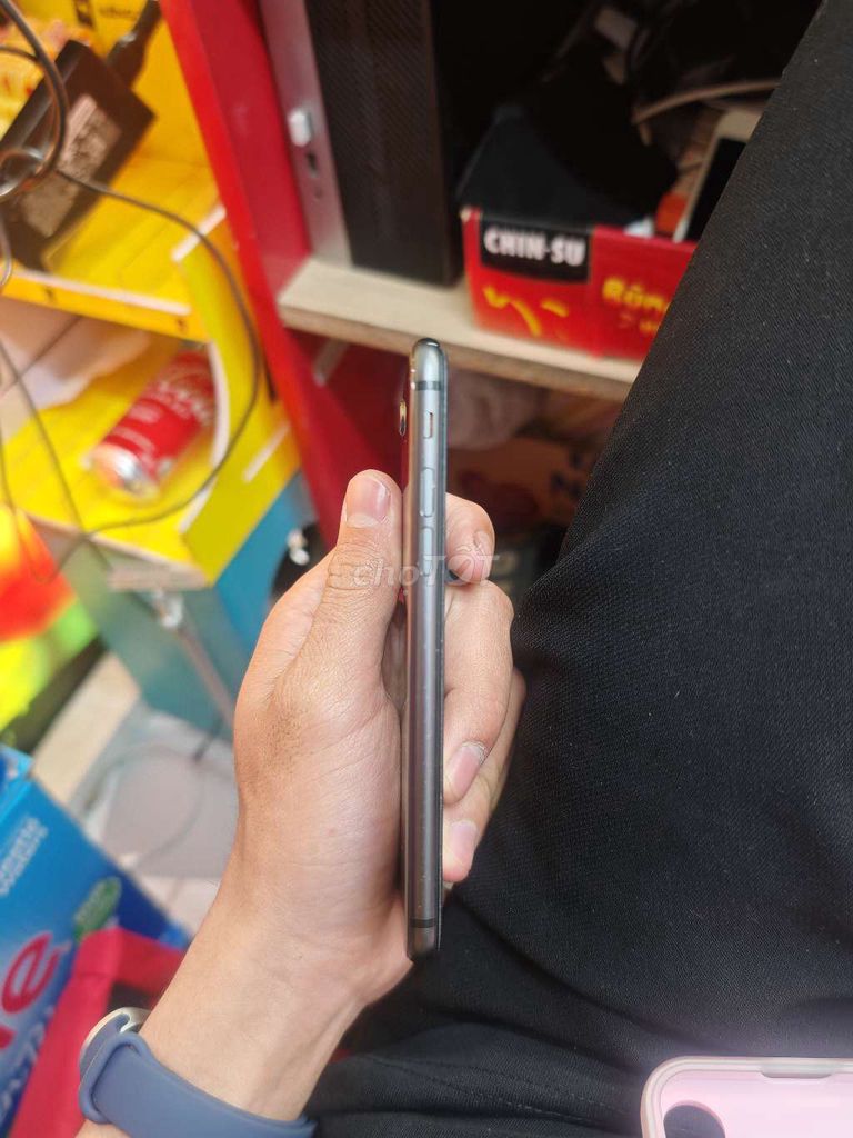 Apple iPhone 8 64GB Xám Đã dùng. Mua bán Điện thoại tại Thành phố Dĩ An Bình Dương được đăng bởi Nguyễn Anh Tuấn hình 1