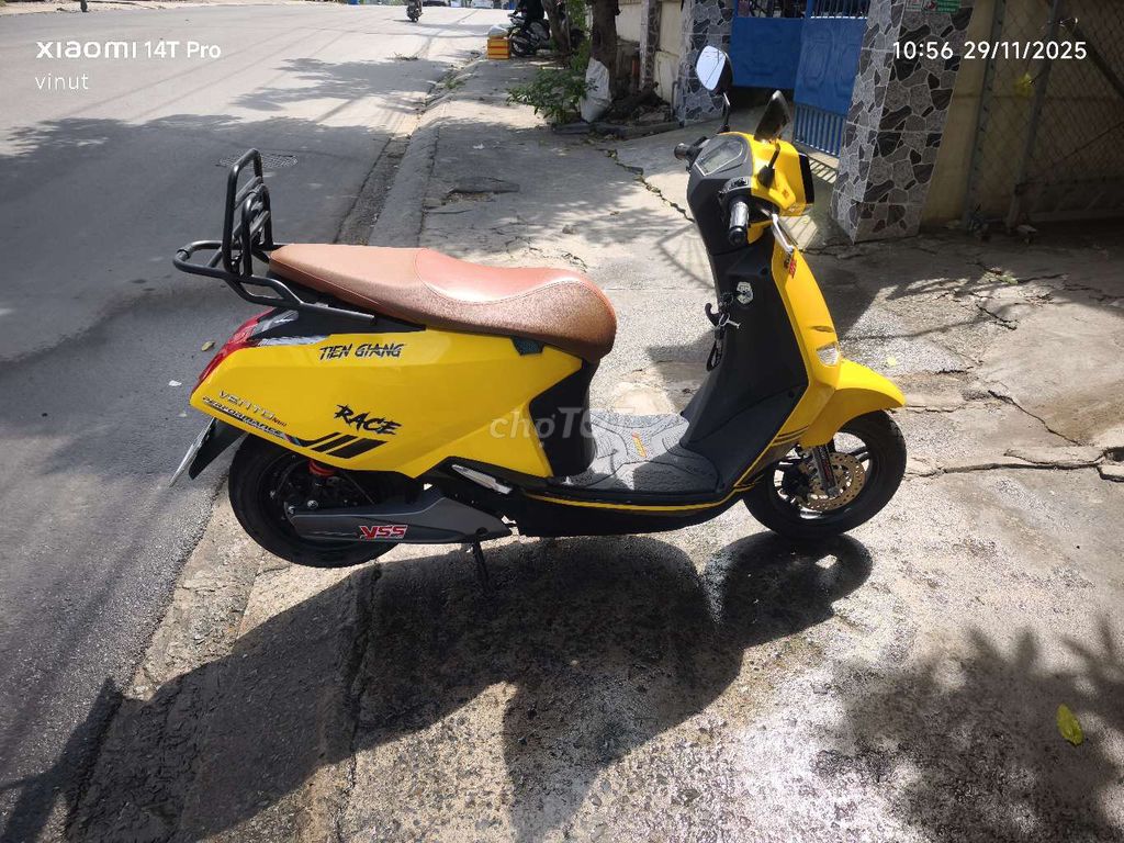 Xe máy điện VinFast Vento Neo Vàng. Mua bán Xe điện tại Thành phố Thủ Đức Tp Hồ Chí Minh được đăng bởi Việt hình 2