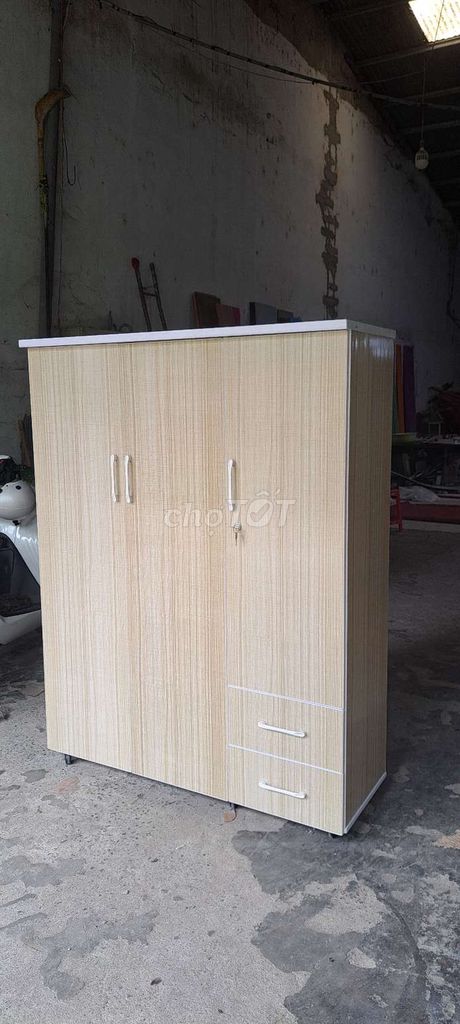 Tủ quần áo nhựa 3 cánh. hai ngăn kéo treo và tầng . Mua bán Tủ, kệ gia đình tại Thành phố Biên Hòa Đồng Nai được đăng bởi Yen Binh hình 1