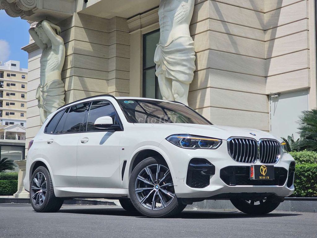 BMW X5 XDIRE40i M SPORT SX 2022/ĐK 2023 14.000 KM. Mua bán Ô tô tại Quận Gò Vấp Tp Hồ Chí Minh được đăng bởi THẾ GIỚI Ô TÔ AUTO WORLD  hình 3