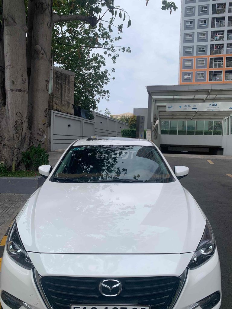 Владелец - Mazda 3 2018, белая, 1,5 Вт, оригинал