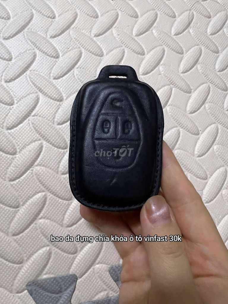 Bao da chìa khóa VinFast Đen Da. Mua bán Phụ kiện thời trang khác tại Quận Nam Từ Liêm Hà Nội được đăng bởi Diệp C hình 1