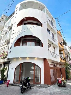 Аренда · 2 комн. · 45 м² · Quận 3, ул. Đường Lê Văn Sỹ