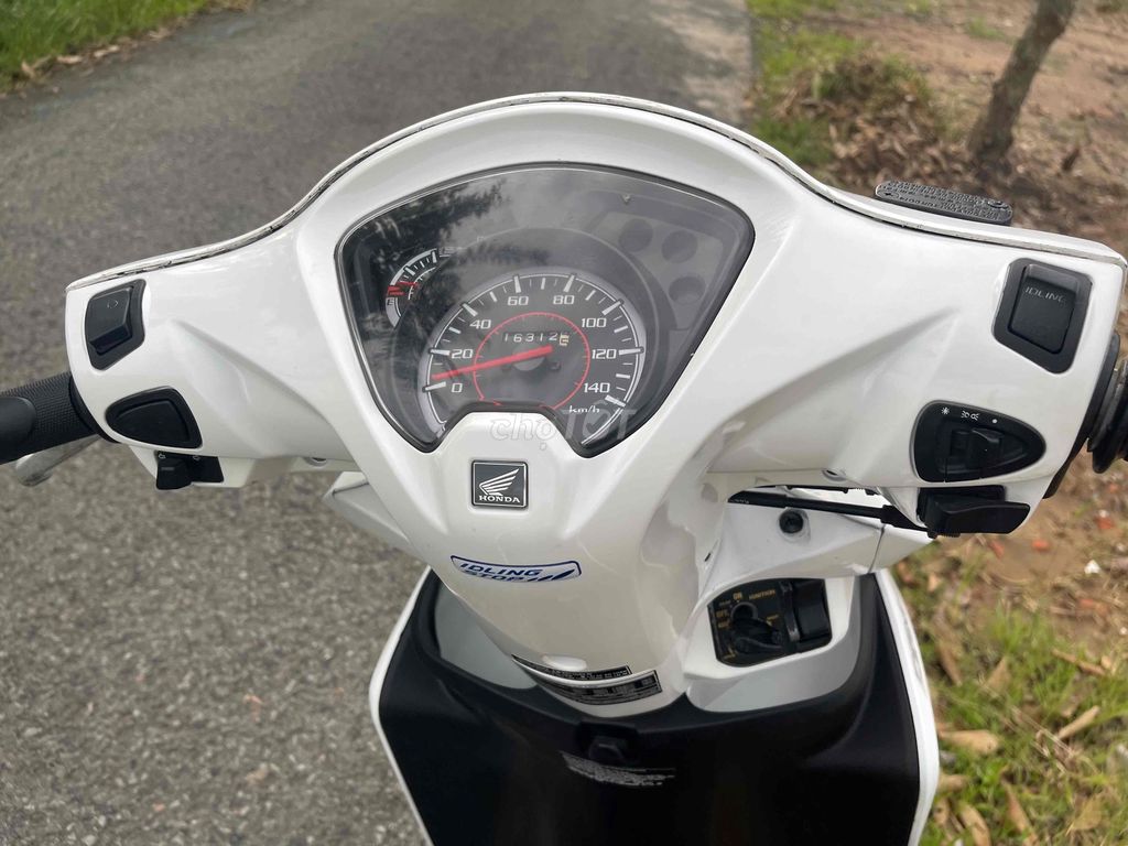 Honda Vision Белый eSP 110cc